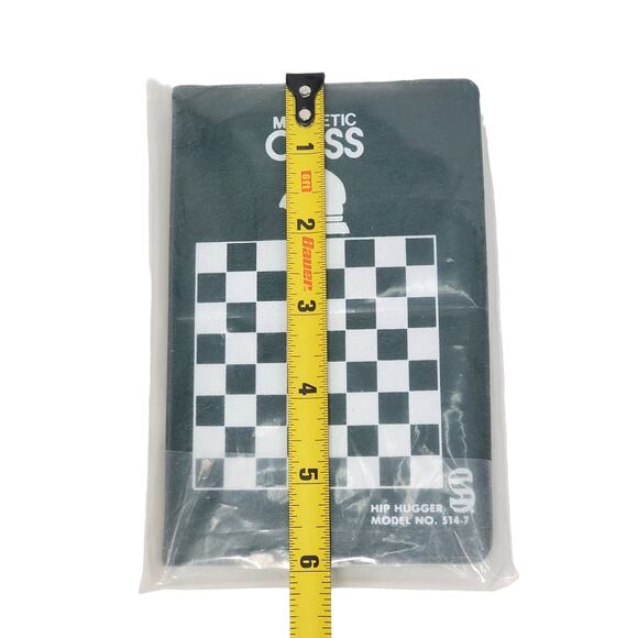 Vtg Travel Magnetic Chess Hip Hugger Model No 514-7 Green Complete - Picture 3 of 6